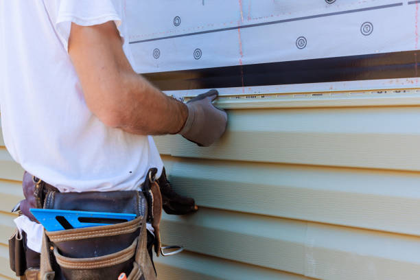 Trusted Emergency Siding Repair service in Yadkinville, NC - Creative Siding